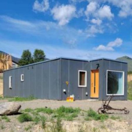 Karkens Container Home Salmon エクステリア 写真